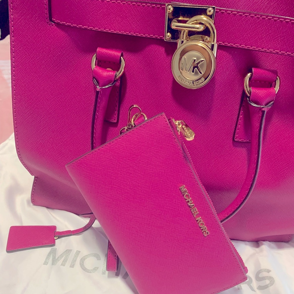 Michael Kors Tote & Wallet